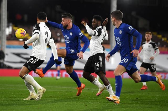 欧冠比赛战术分析：切尔西防守策略,